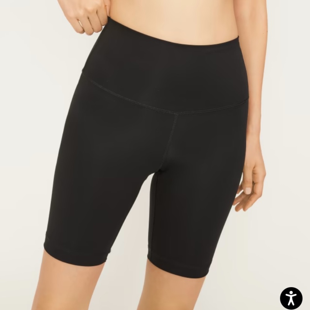 Everlane The Perform Bike Short - charcoal grey